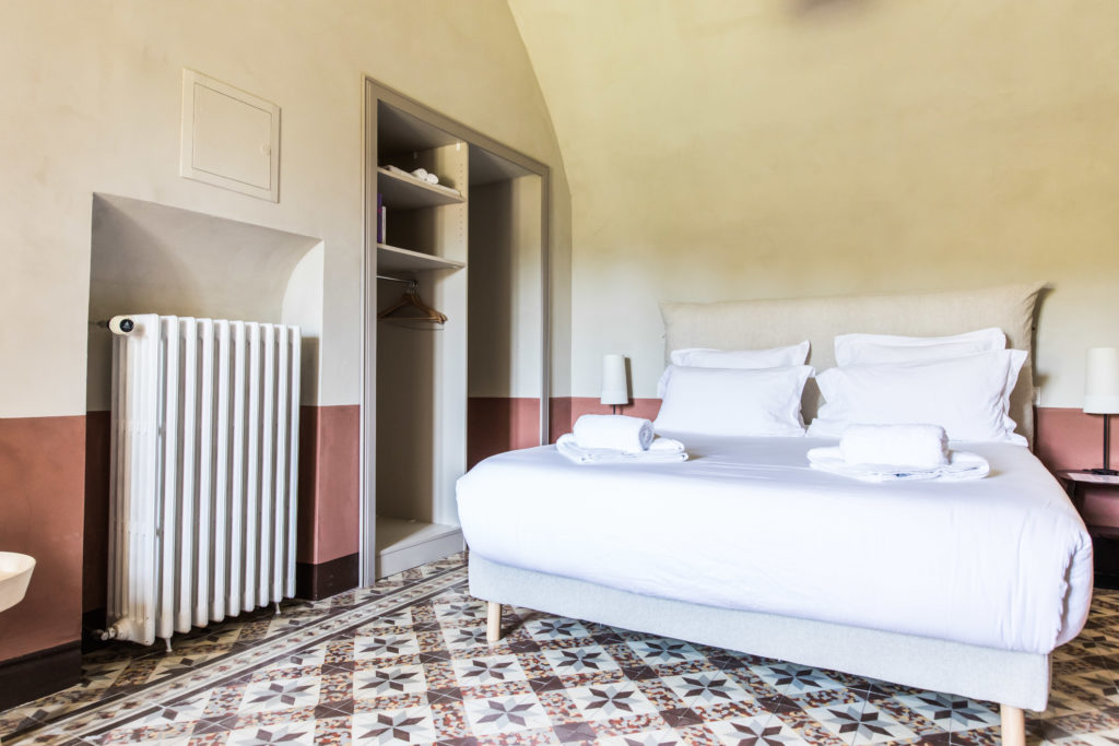 Bastide-de-ganay-hotel-bed-and-breakfast-luxury-resort-chambre-5-2